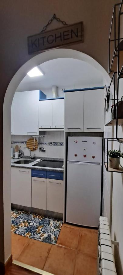 Encrucijada de Culturas- Apartamentos Turísticos Puerta de Aníbal Salamanca Exterior foto